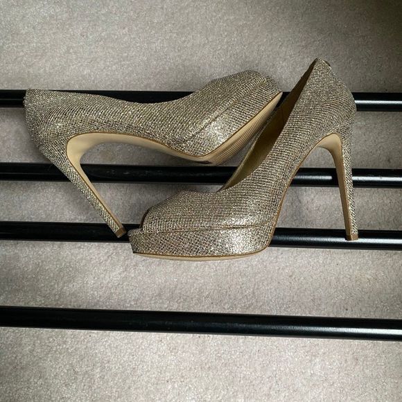 MICHAEL KORS Women Erika Sparkly Glitter Peep Toe Platform Pumps - NEW NWOB - Picture 1 of 9